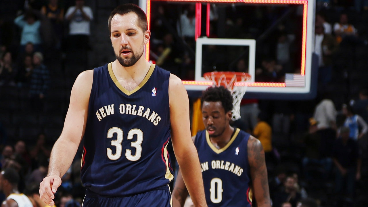 Hickson leads Nuggets past Pelicans
